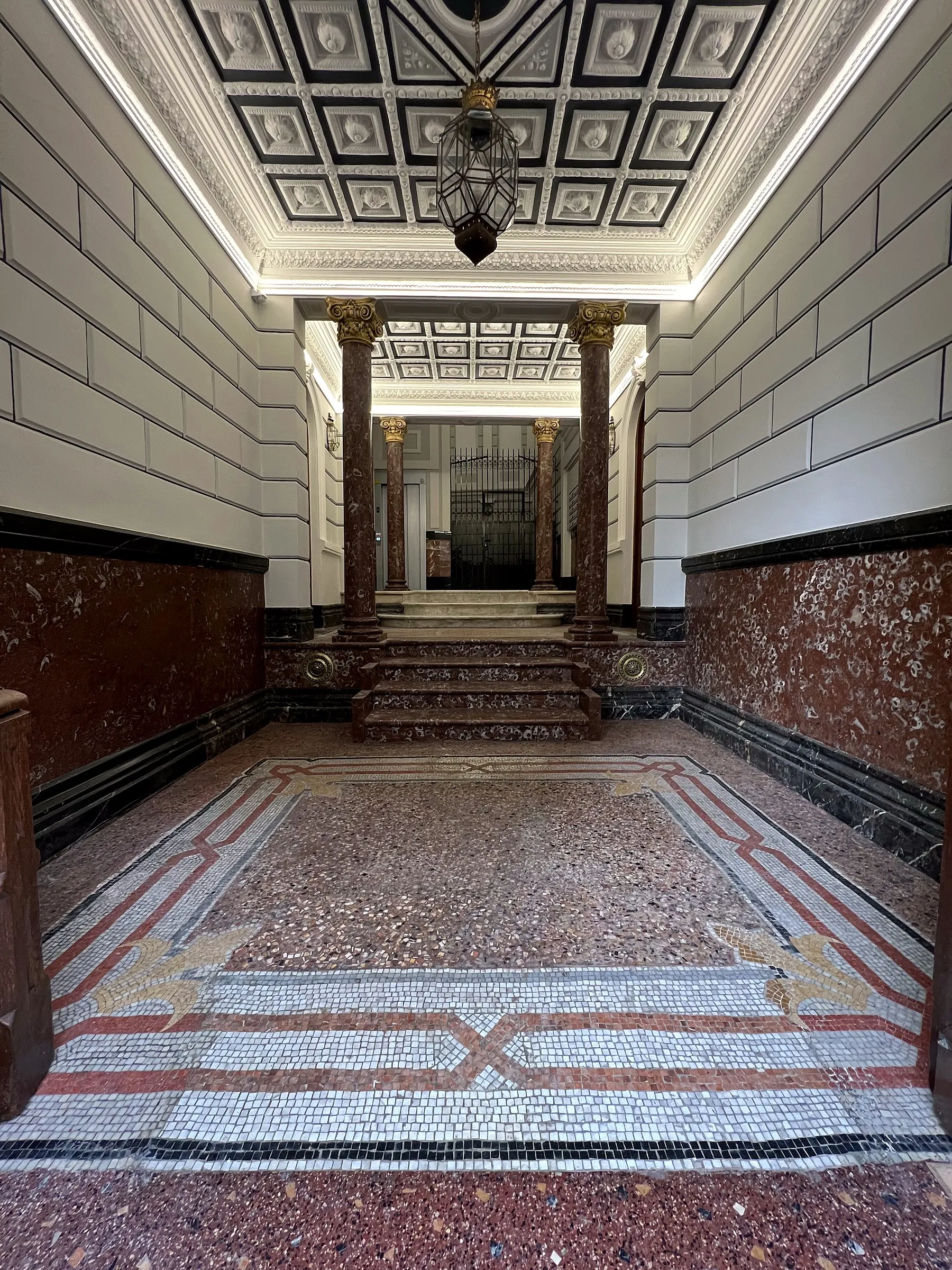 Portal en Mazarredo, VLV Interiorismo